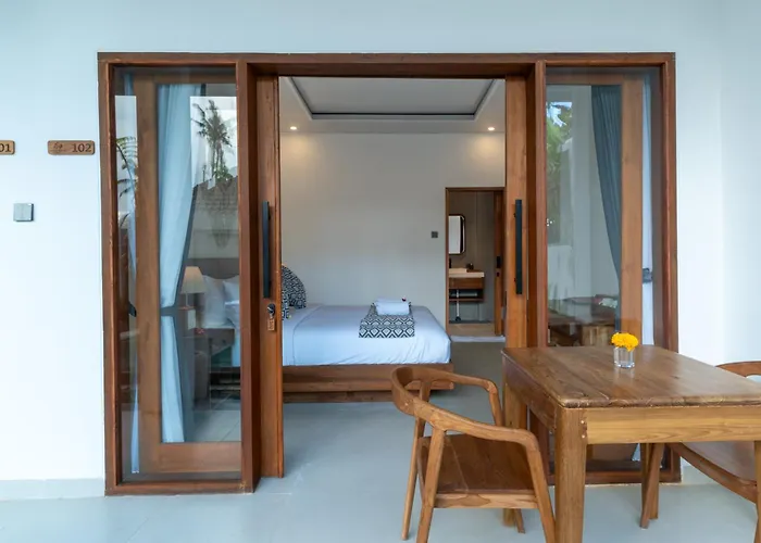 Hotel Erira House 2*