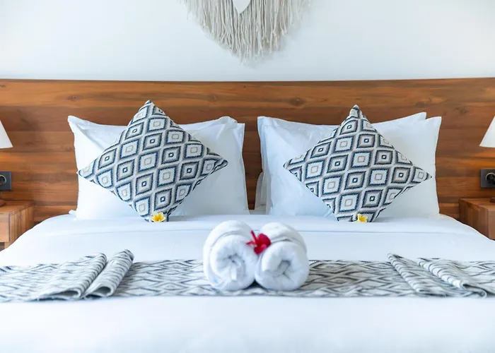 Erira House Hotel