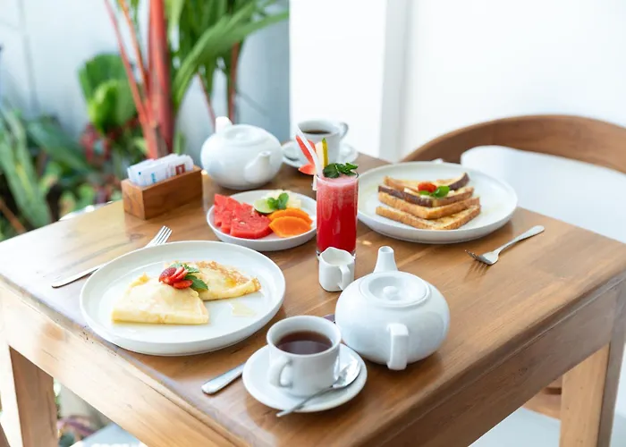 Hotel Erira House